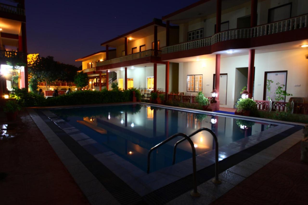 Tiger Safari Resort Sawai Madhopur Bagian luar foto